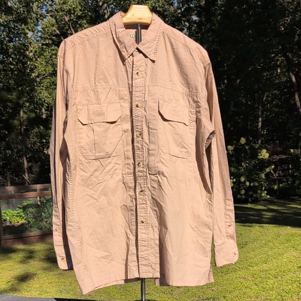 L.L.Bean Tan Mens Outdoor Fishing And Hiking Shirt